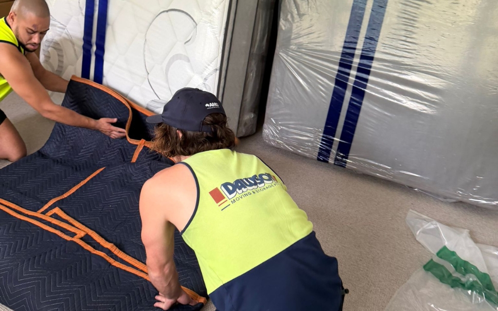 Self-Storage vs Managed Container Storage in Melbourne